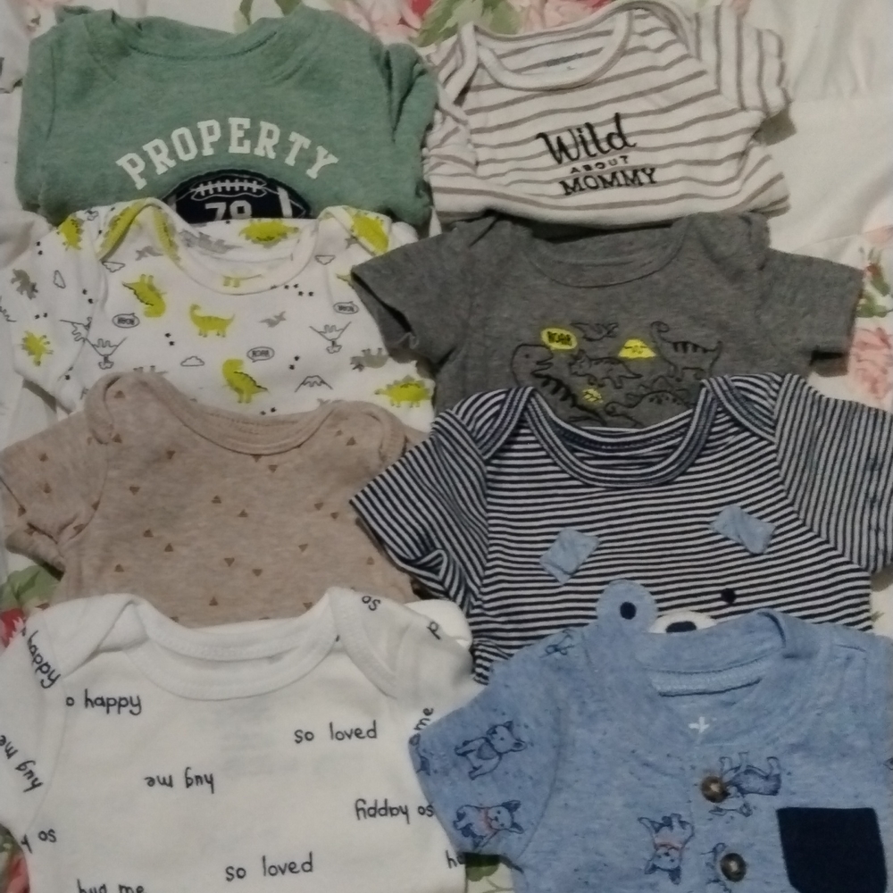 🔥🔥Bundle of newborn boy clothes 🔥🔥